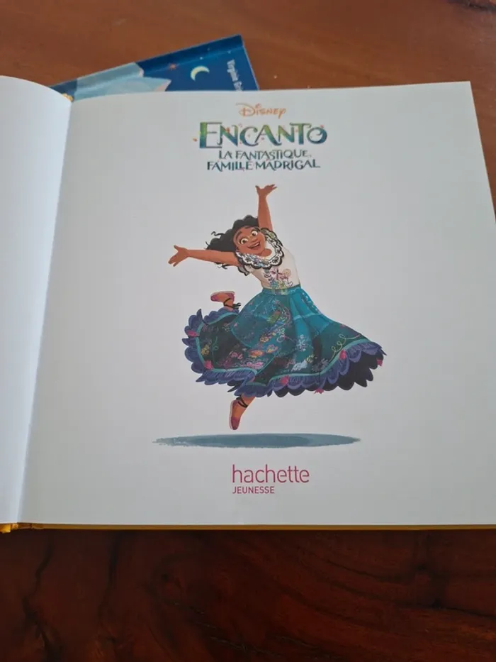 Enfants la fantastique famille Madrigal Neuf - photo numéro 5