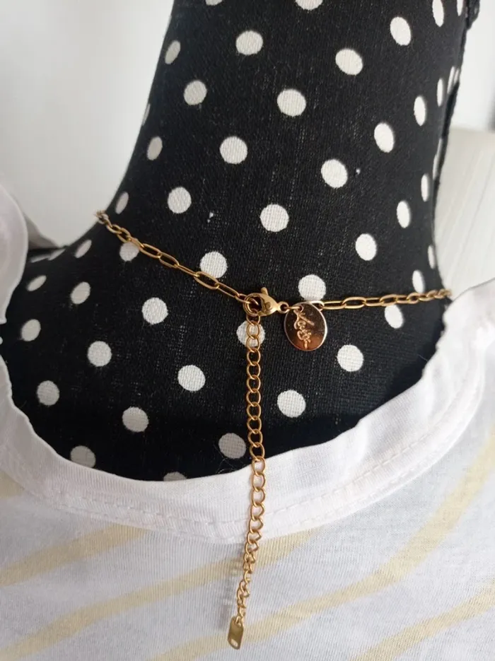 Collier doré avec pendentifs, Lovisa - photo numéro 4