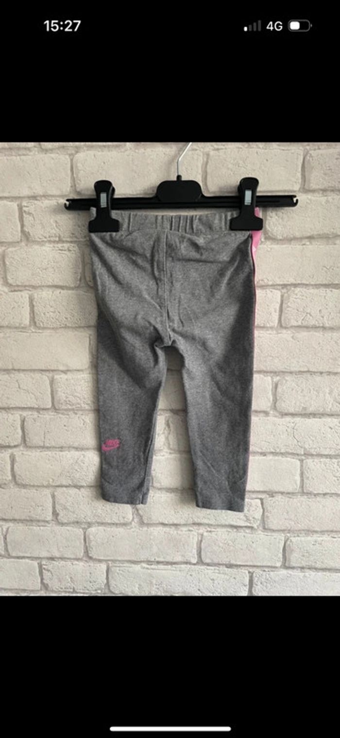 Legging nike taille 18 mois - photo numéro 2