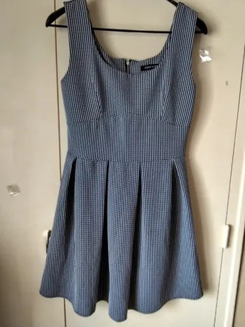 Robe vintage sans manches (A129)
