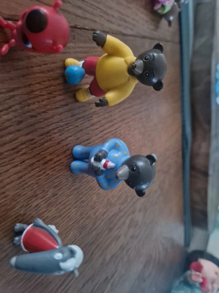 Lot de 4 figurines petit loup petit ours brun miraculous - photo numéro 2