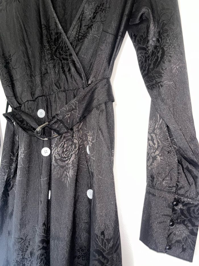 Robe avec ceinture - photo numéro 3