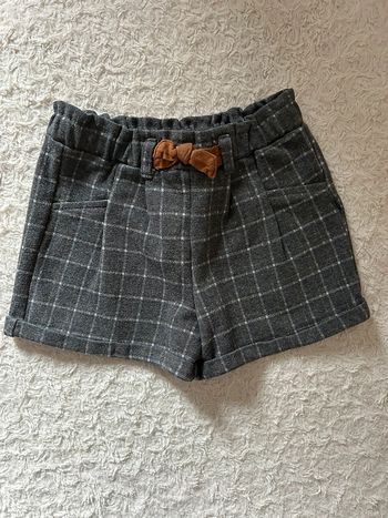 Très joli short à carreaux okaidi 3 ans