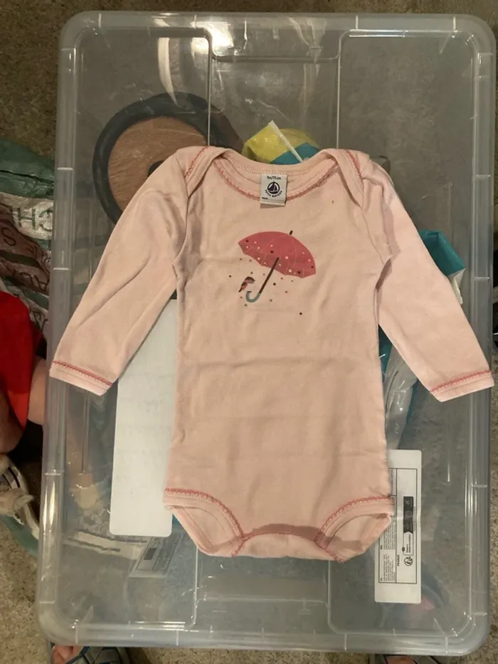 Bodie manches longues, petit bateau,9 mois