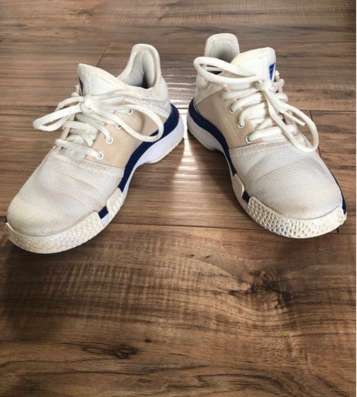 Baskets spéciales tennis adidas éco ortholite taille 32