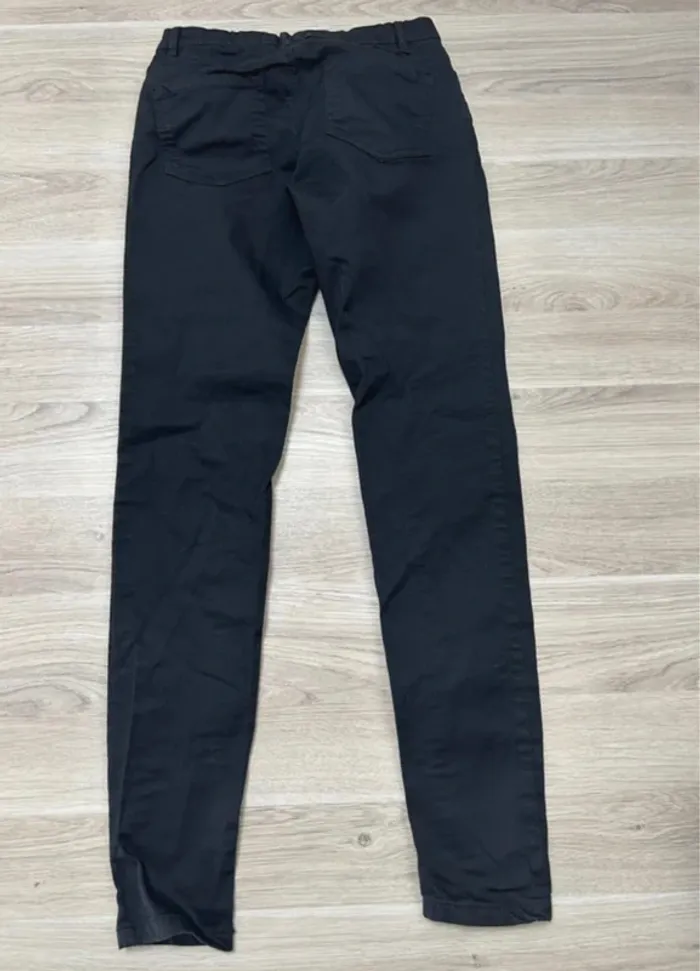 Jean noire taille 36 - photo numéro 4