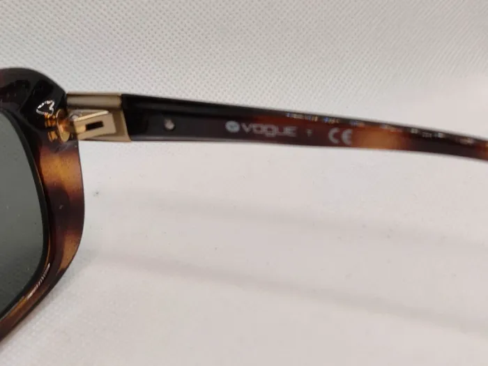 Lunettes de soleil vogue écaille - photo numéro 4