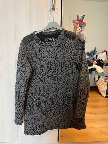 Pull long taille 12 ans noir et gris imprimer léopard