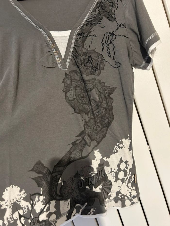 T-shirt O’Neill taille S état neuf - photo numéro 2