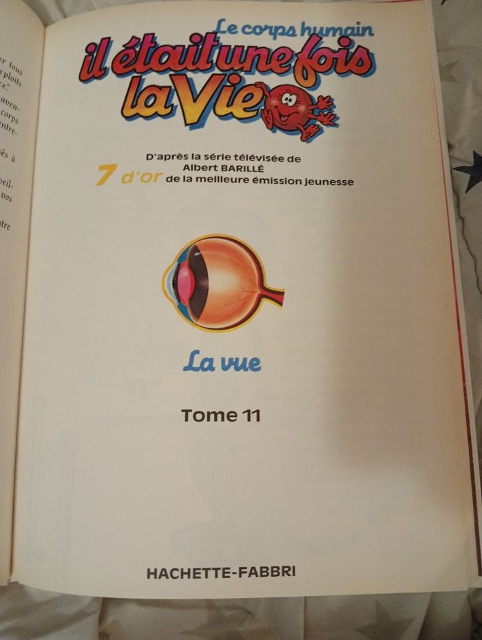 Livre "Il était une fois la vie" La vue - photo numéro 3