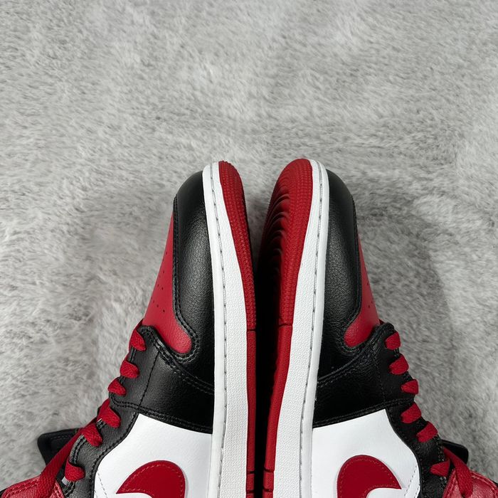 Nike Air Jordan 1 Mid « Black/Gym Red-White » pointure 44.5 - photo numéro 7