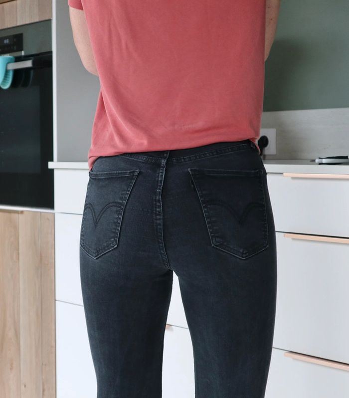 Jean Levi’s mile high super skinny 27