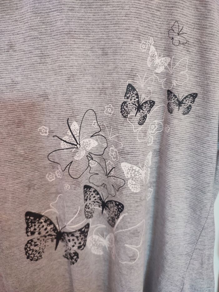 Tee shirt - photo numéro 2