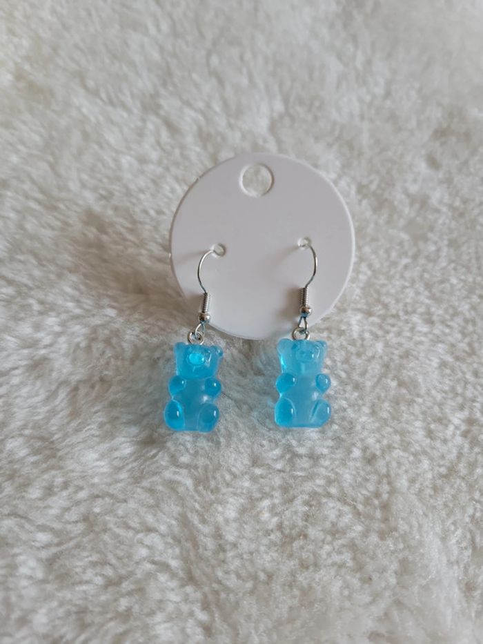 Boucle d’oreille haribo bleu - photo numéro 2