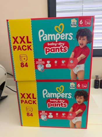 168 couches Pampers pants taille 6 baby dry 