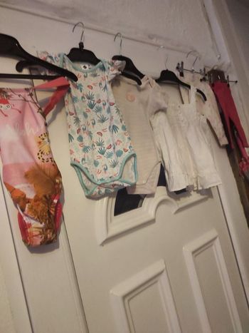 #kytie6moisfille. Lot d 6 articles taille 6 mois