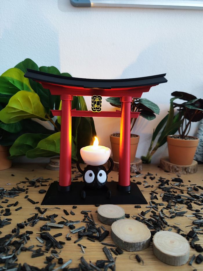 Lot d'un torii et d'une bougeoir Susuwatari Ghibli, studio Ghibli, japon, kodama - photo numéro 2