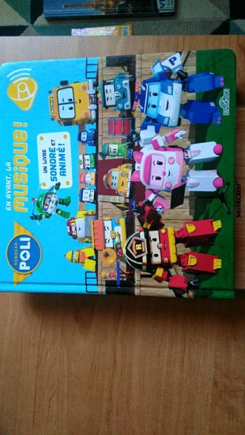 Livre interactif POLI