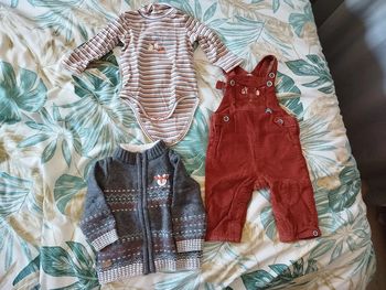 Ensemble 3 pièces T 6 mois