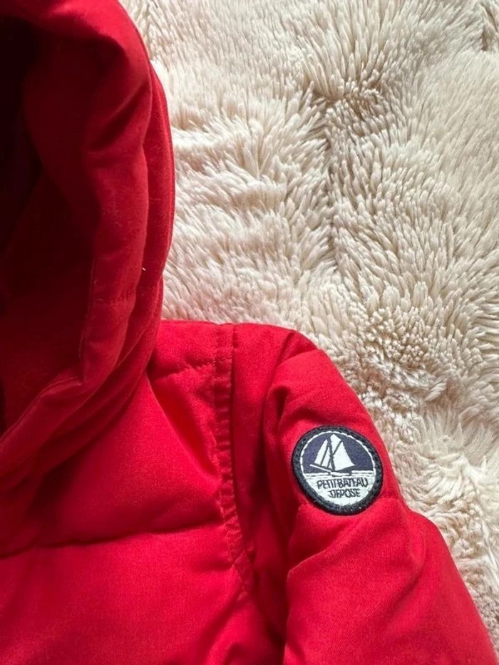 Veste doudoune rouge pour enfant, taille 6 mois - Petit Bateau - photo numéro 3