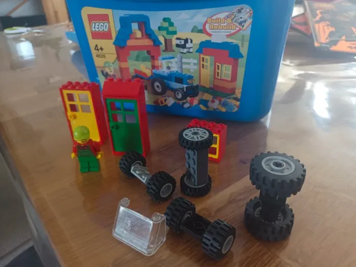 Boite Lego - photo numéro 2