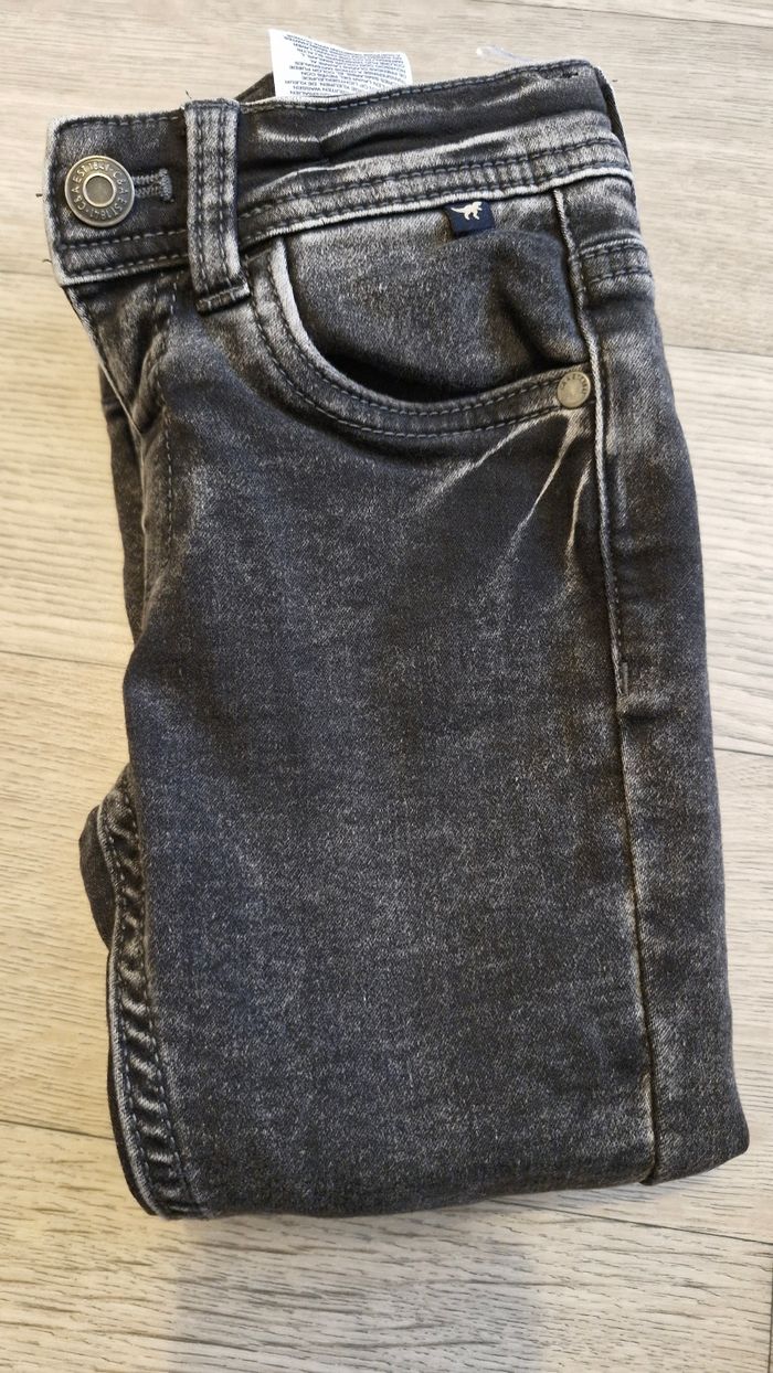 Jeans noir - photo numéro 2
