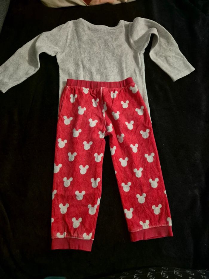 Pyjama 2pieces - photo numéro 4