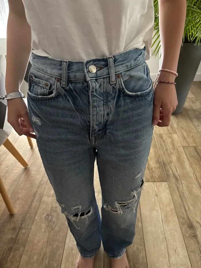 Jean coupe droite Zara t34 effet troué - photo numéro 10