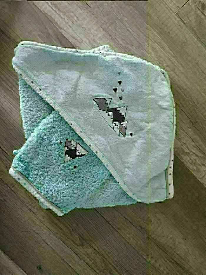 Lot Cape de bain bébé + gant de toilette