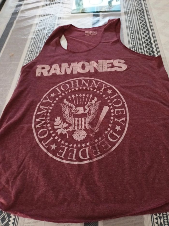 T-SHIRT bordeaux - photo numéro 2
