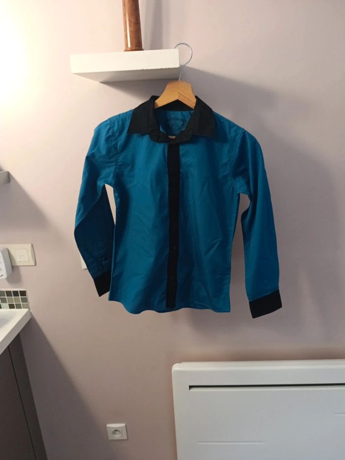 Superbe Chemise manches longues Overgame 10 ans