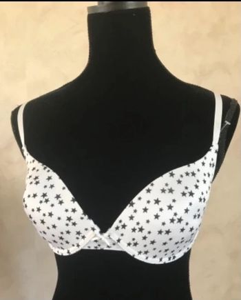 Soutien-gorge à étoiles 90D