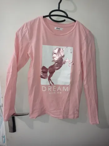 T-shirt manche longue rose avec motif licorne
