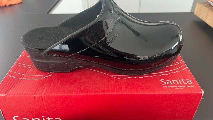Sabot sanita noir brillant 41 neuf - photo numéro 2