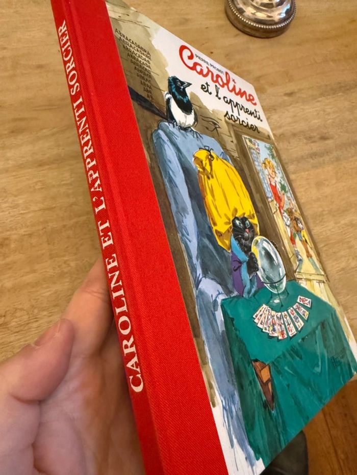 Édition limitée rouge bd vintage livre Caroline et l’apprenti sorcier magicien Pierre Probst - photo numéro 2