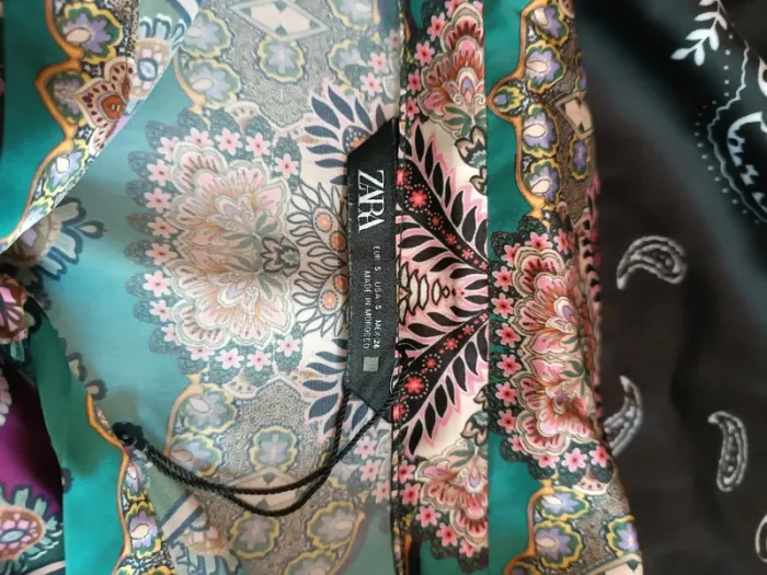 Blouse à motifs colorés 🌺 Zara - photo numéro 6