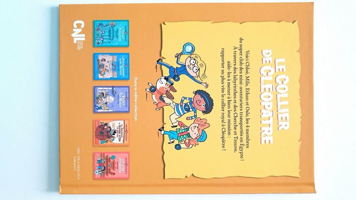 Neuf livre enfant d activités Hachette Jeunesse Le collier de Cléopâtre - photo numéro 2