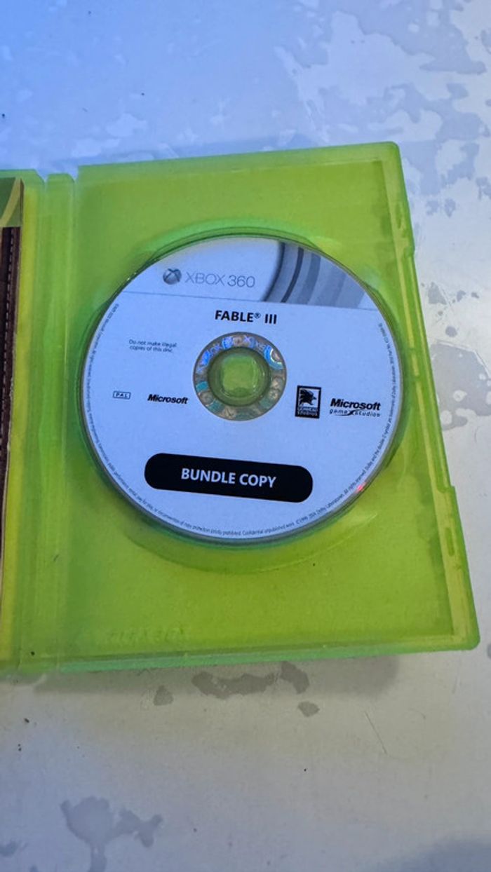 Fable III – Xbox 360 – Édition Promotionnelle (Sans Halo Reach) - photo numéro 4