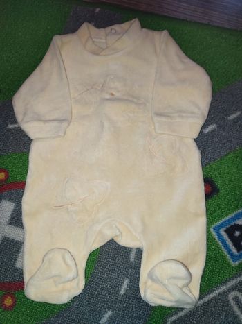 pyjama jaune naissance