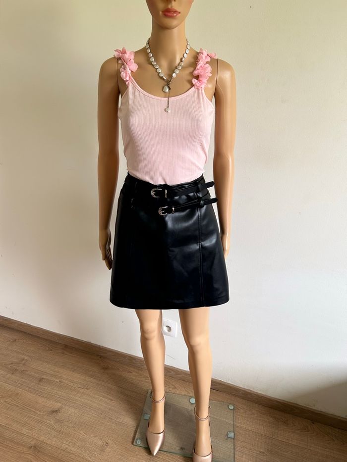 Jupe noire en simili cuir Morgan taille 42 comme neuve - photo numéro 3