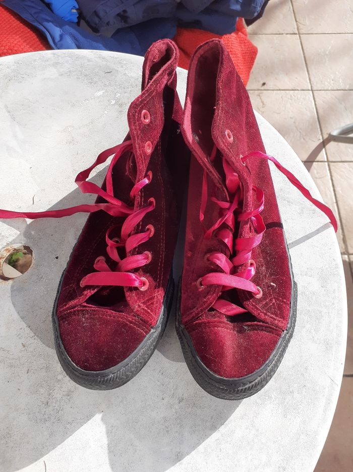 Baskets hiver velours bordeaux