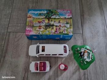 Playmobil City life 9228 + Limousine 9227 + Couple de Mariés 6871