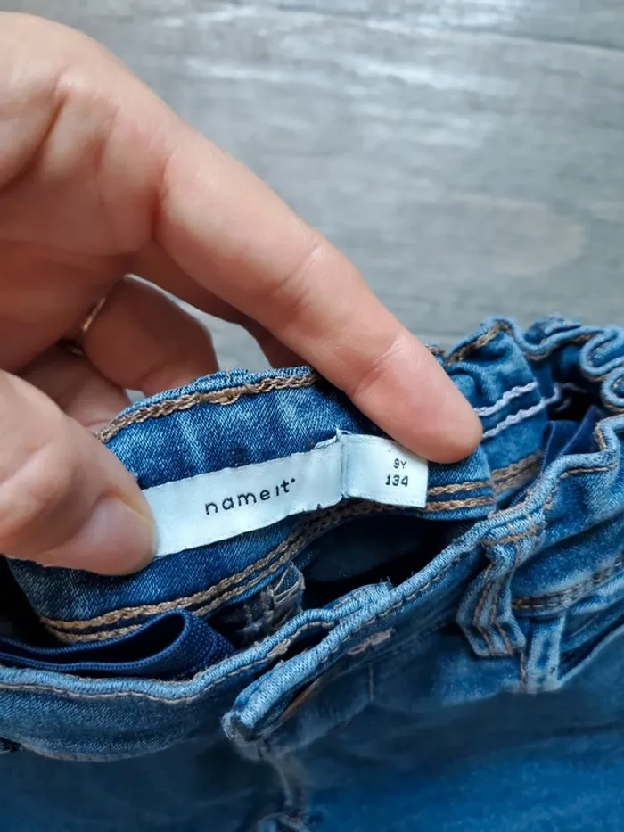 Jeans taille 9 ans très bon état - photo numéro 2