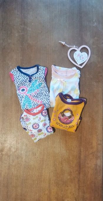 Lot Petit Beguin 4 bodys colorés idéal printemps 6mois 68cm