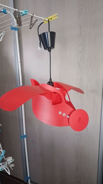 Lampe suspension enfants avion