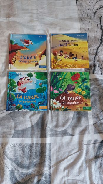Lot de 4  livres enfants