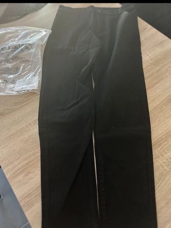 Jeans taille L neuf