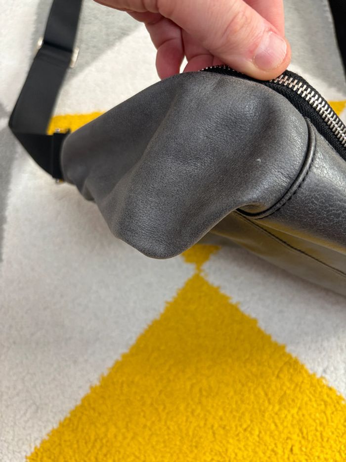 Sac à bandoulière Mandarina Duck | Gris chiné | Taille 30 X 25 cm - photo numéro 9