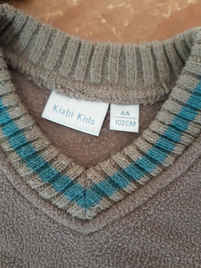 Lot 3 pull hiver 4 ans - photo numéro 4