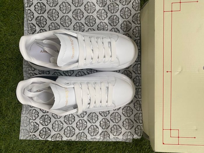 Alexander McQueen – Sneakers Oversized blanches (Taille 39) - photo numéro 4